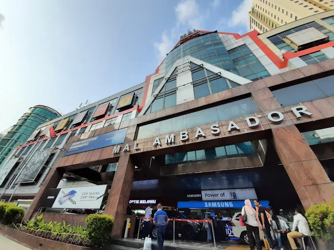 Mall di Kuningan Jakarta Selatan - Mall Ambassador
