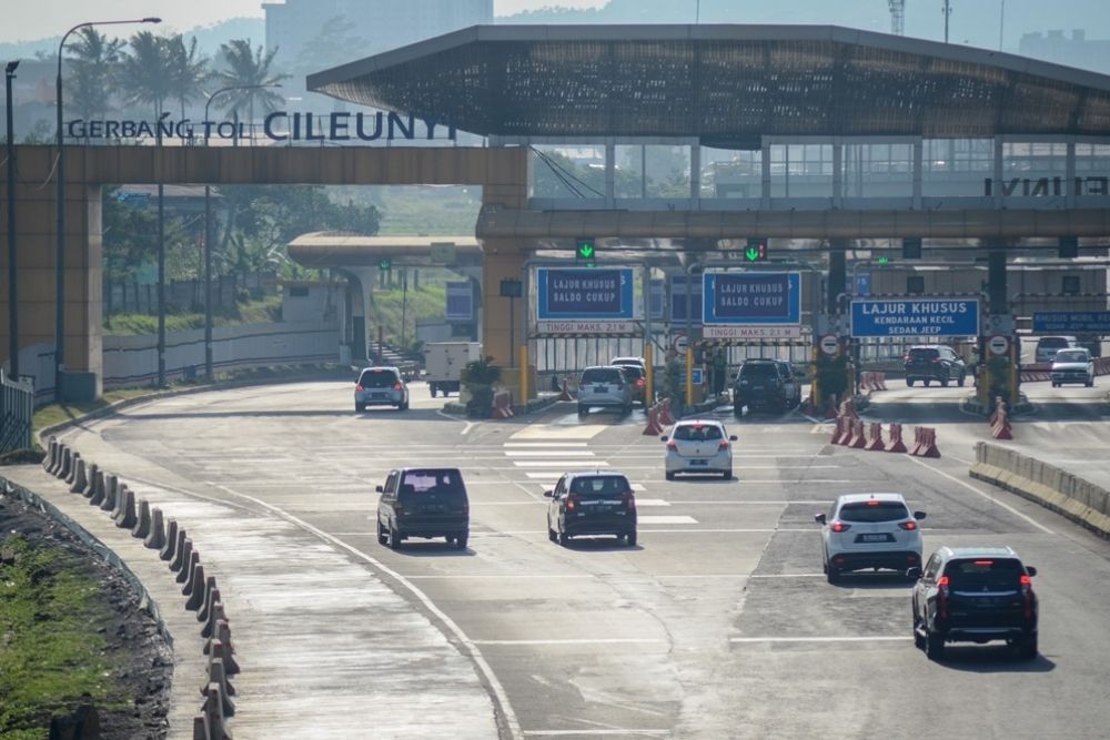 gerbang tol cileunyi