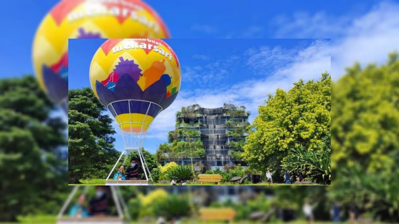 Balon udara di Taman Buah Mekarsari