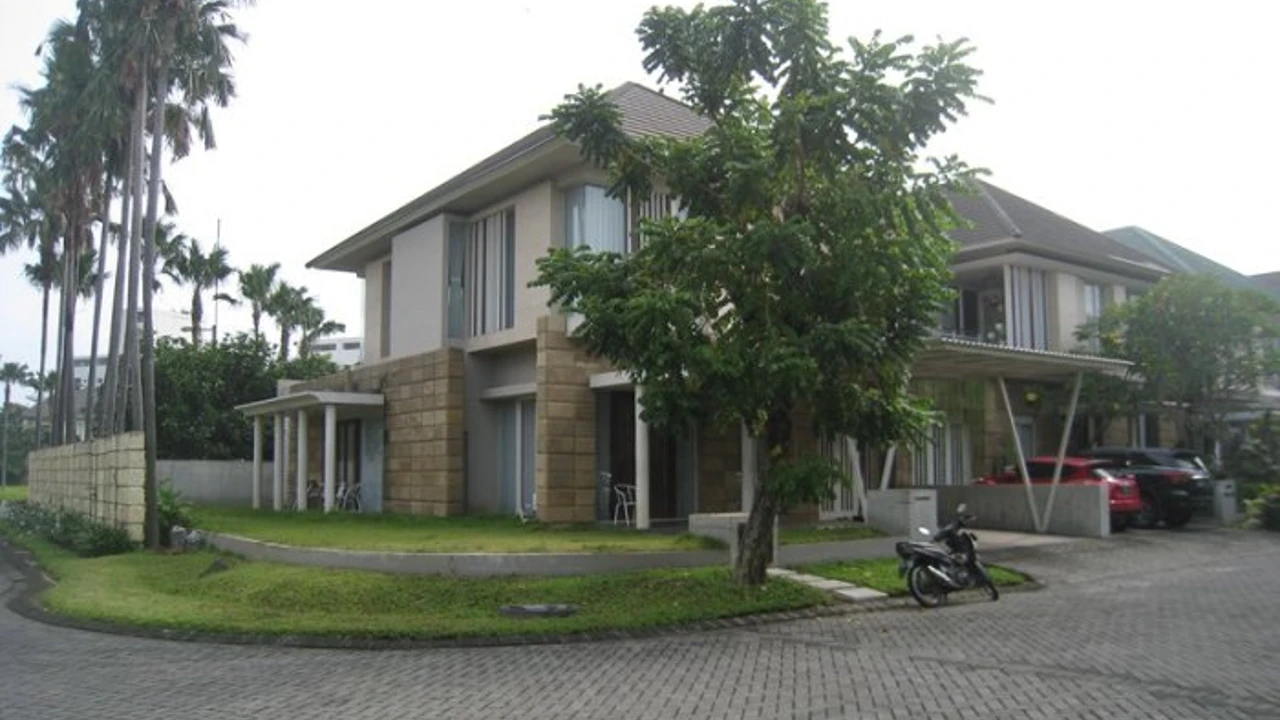 Contoh rumah di Crown Hills Royal Residence Surabaya